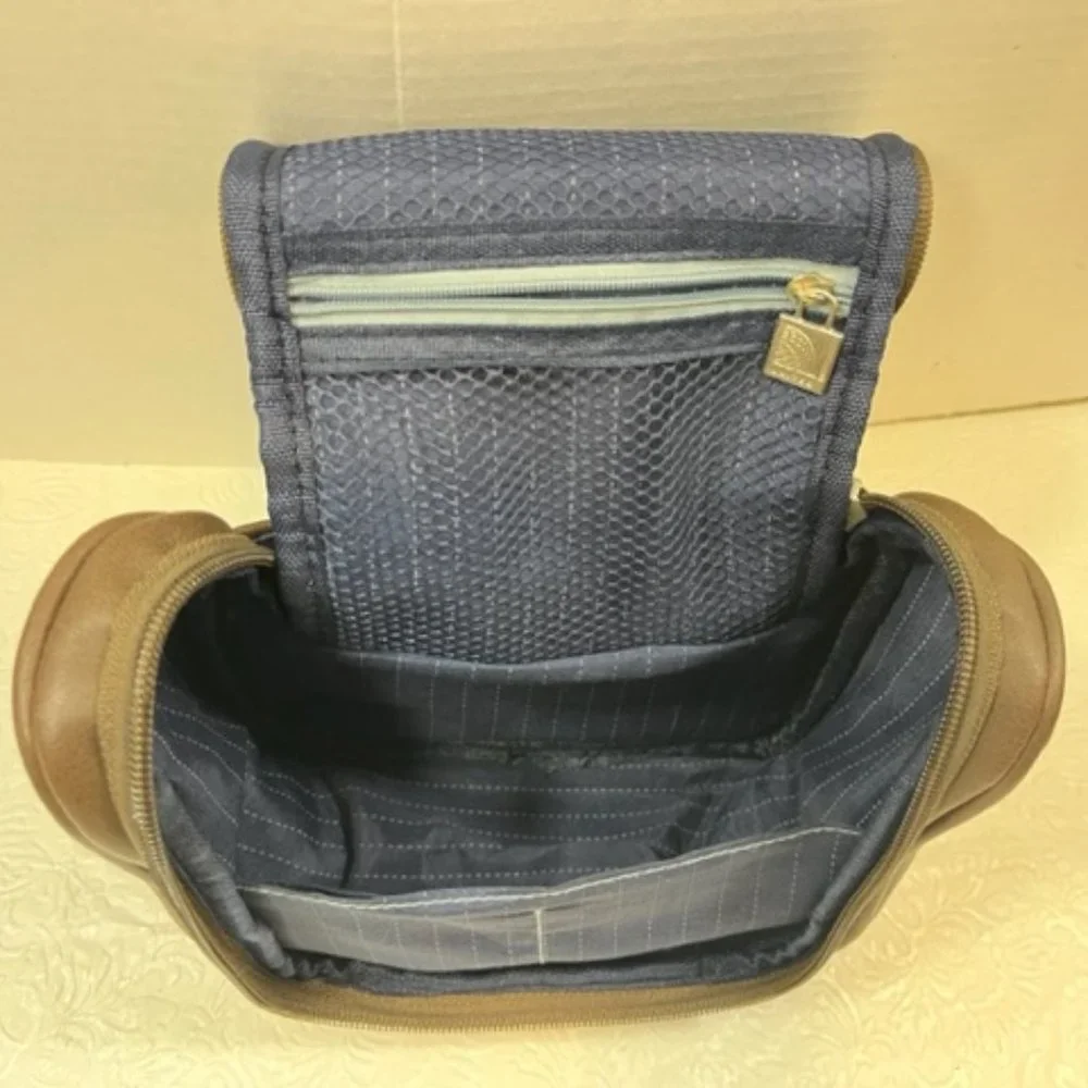 United Global First Airline Brown Toiletry Shaving Cosmetic Zip Travel Bag7x7.5